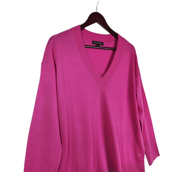 Banana Republic Pink Fuchsia 100% Merino Wool Sweater V-Neck Size Small - Picture 3 of 13